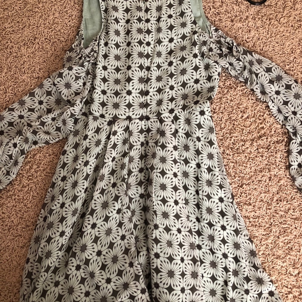 Sadie & Sage floral flowey long sleeve dress